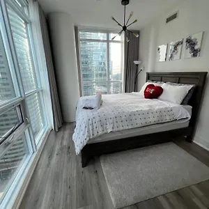  Apartment Prestigious 2-bdrm - Across From Scotiabank Arena